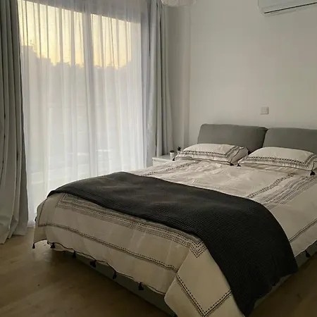 Sea Front Prime Location Two En Bedrooms